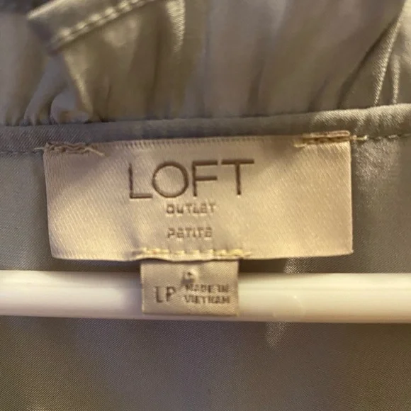 LOFT Women's Gray Ruffle Sleeve Top - Picture 2 of 6